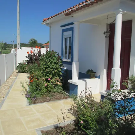 Nyaraló In Mit Eigenem Pool
